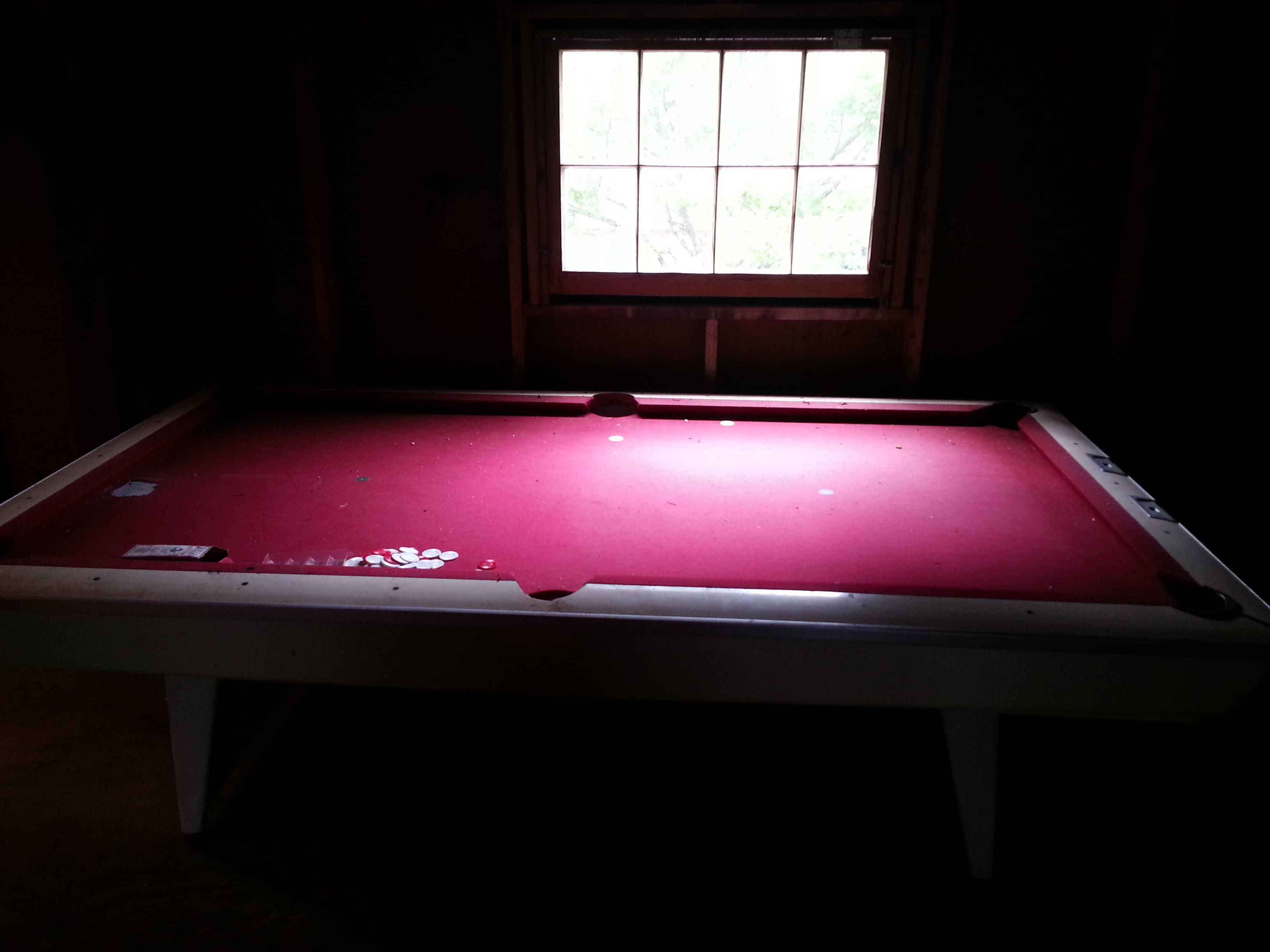 Brunswick-Pool-table---01.jpg